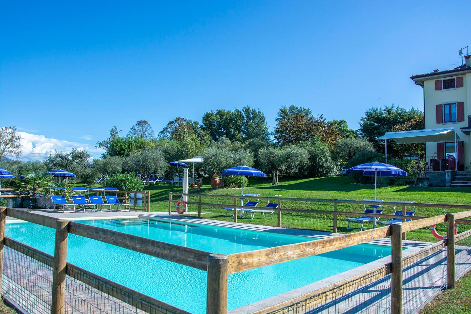 Agriturismo Il Giardino Degli Ulivi Lazise Kültér fotó